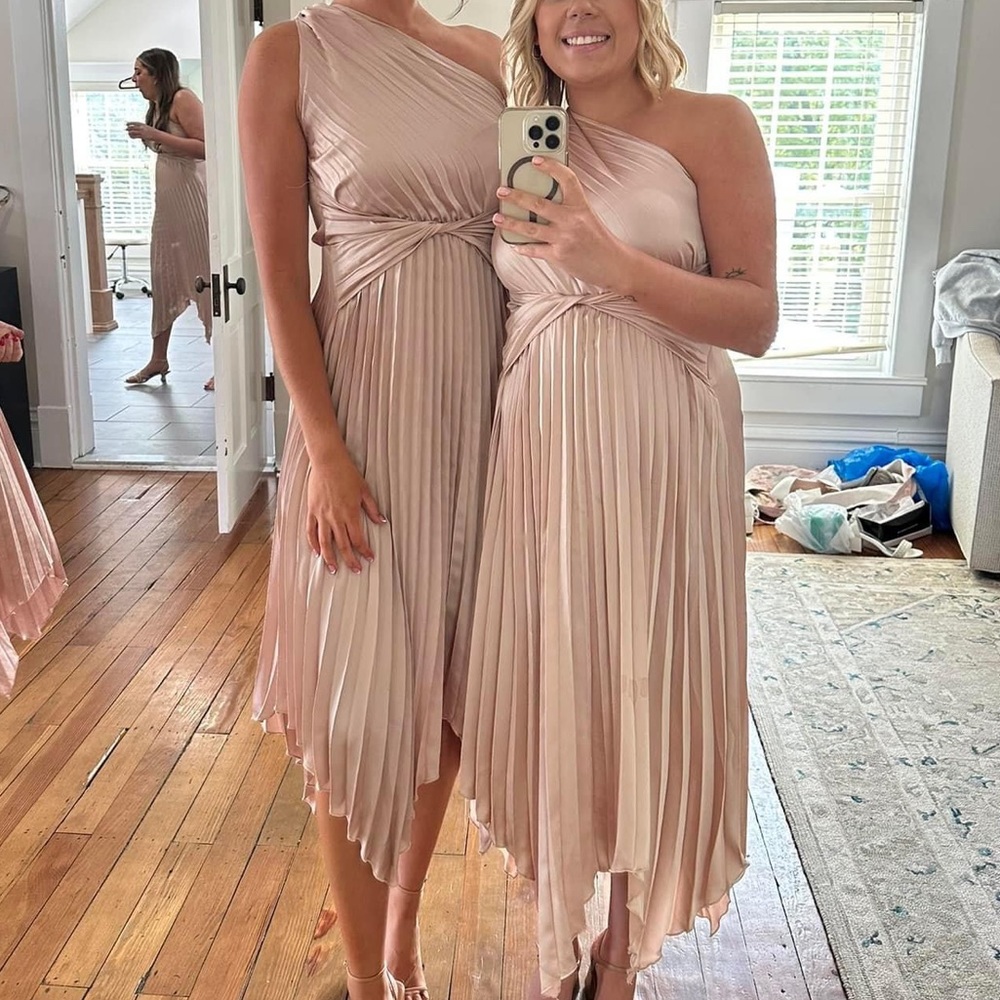 One shoulder pleated midi dress